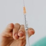 Thuisverpleging Voetzorg SaCura Sanne Jeunen zelfstandig thuisverpleegkundige Limburg regio Lanaken Genk Zutendaal thuiszorg thuisverpleegkundige thuisverpleegster verpleegster aan huis wondzorg palliatieve thuiszorg windels aandoen steunkousen aandoen medicatie klaarzetten medicatiebeheer wassen aankleden helpen met een bad of douche nemen helpen met aankleden dagelijkse hygiëne nagels knippen scheren bloedname bloednames bloed afnemen stomazorg verzorgen van stoma postoperatieve thuiszorg zorg na operaties inspuitingen wondzorg infuustherapie en sondevoeding voetzorg pedicure aan huis eksterogen eelt mycose nagelcorrectie nagelregulatie wrat frezen nagelbeugel nagels knippen
