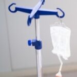 Thuisverpleging Voetzorg SaCura Sanne Jeunen zelfstandig thuisverpleegkundige Limburg regio Lanaken Genk Zutendaal thuiszorg thuisverpleegkundige thuisverpleegster verpleegster aan huis wondzorg palliatieve thuiszorg windels aandoen steunkousen aandoen medicatie klaarzetten medicatiebeheer wassen aankleden helpen met een bad of douche nemen helpen met aankleden dagelijkse hygiëne nagels knippen scheren bloedname bloednames bloed afnemen stomazorg verzorgen van stoma postoperatieve thuiszorg zorg na operaties inspuitingen wondzorg infuustherapie en sondevoeding voetzorg pedicure aan huis eksterogen eelt mycose nagelcorrectie nagelregulatie wrat frezen nagelbeugel nagels knippen